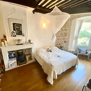 La Maison Sainte Claire , Hyères France
